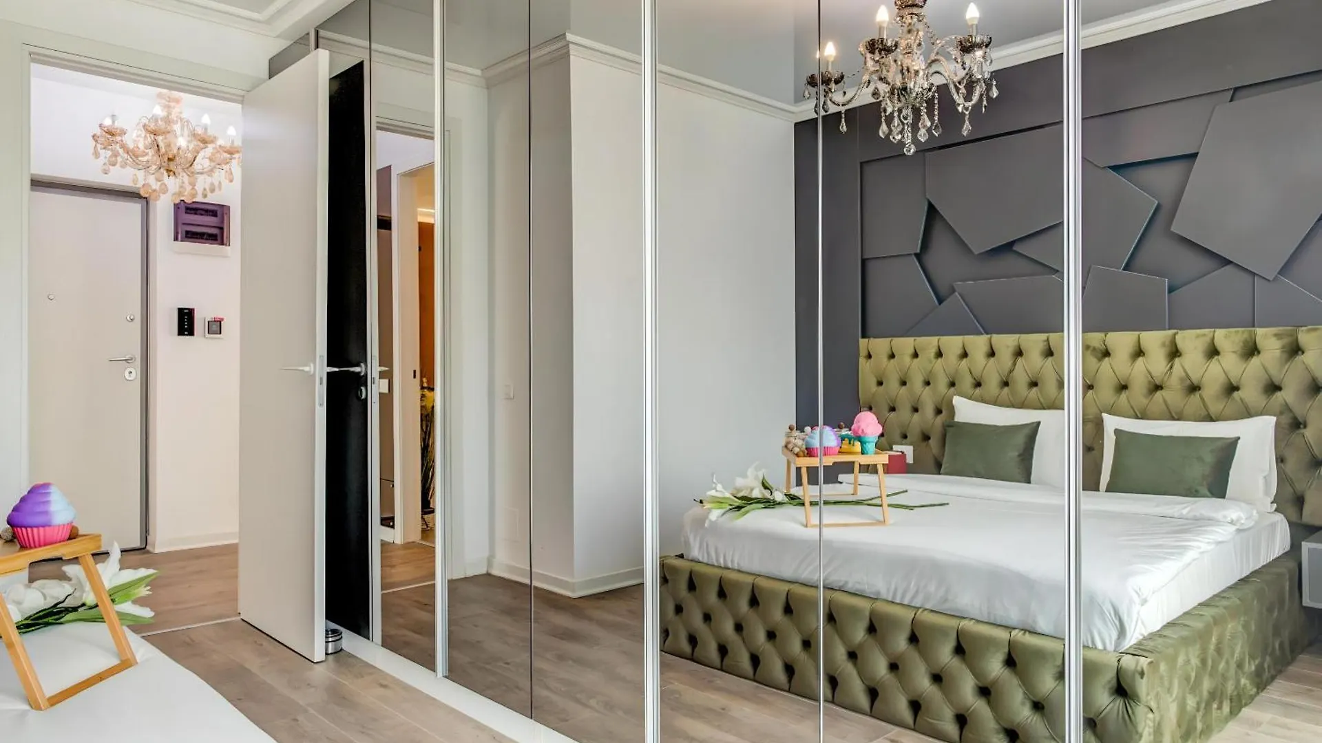 Apartment Elysium Suit Bucharest